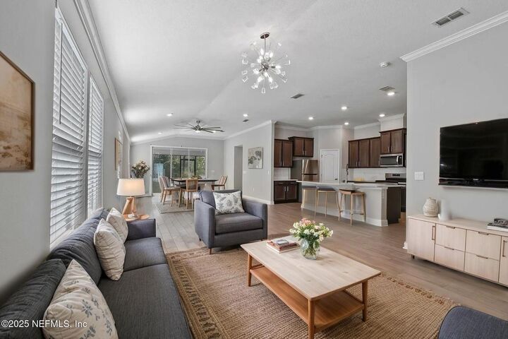 Property Photo: 181 Narvarez Avenue FL 32084
