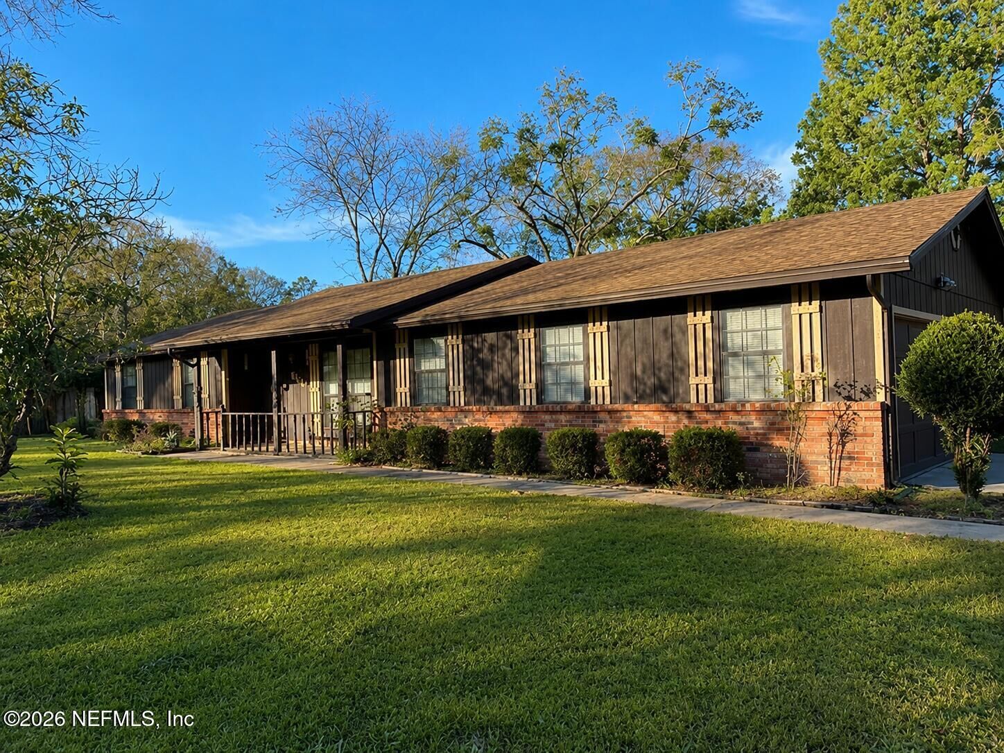 Property Photo:  6348 Johnnie Circle E  FL 32244 