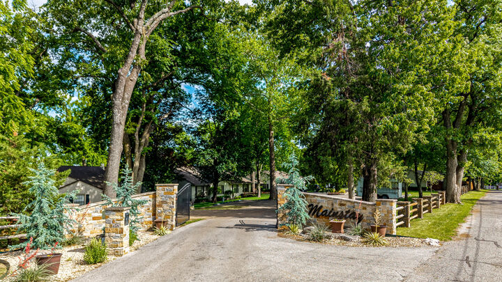 Property Photo: 30310 S 562 Road OK 74331