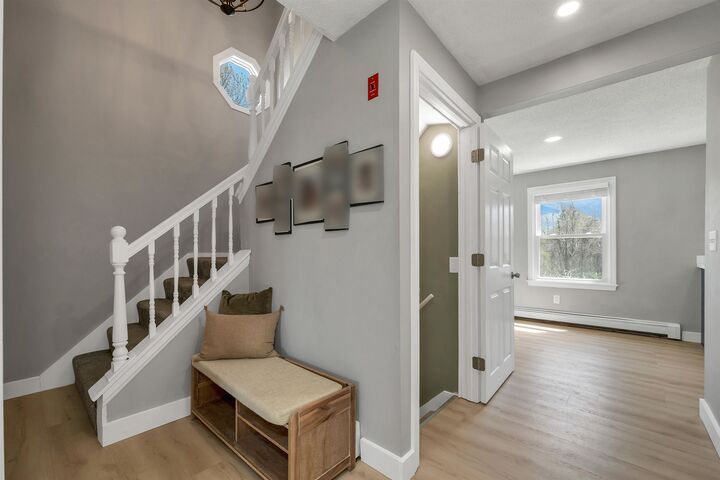 Property Photo: 5 Richardson Drive NH 03038