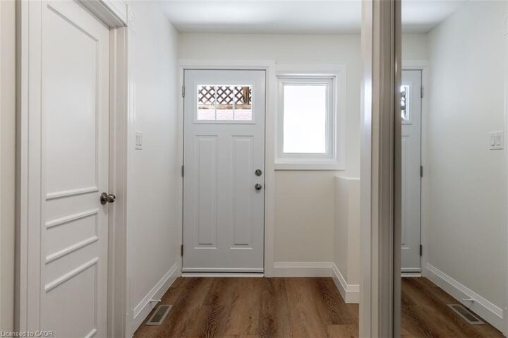 Property Photo:  477 Valleyview Crescent B  ON L9T 3L3 