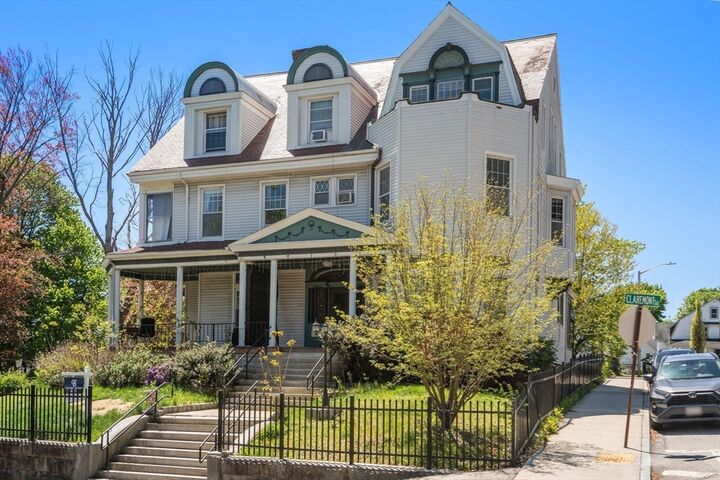 Property Photo:  5 Claremont Street  MA 01610 