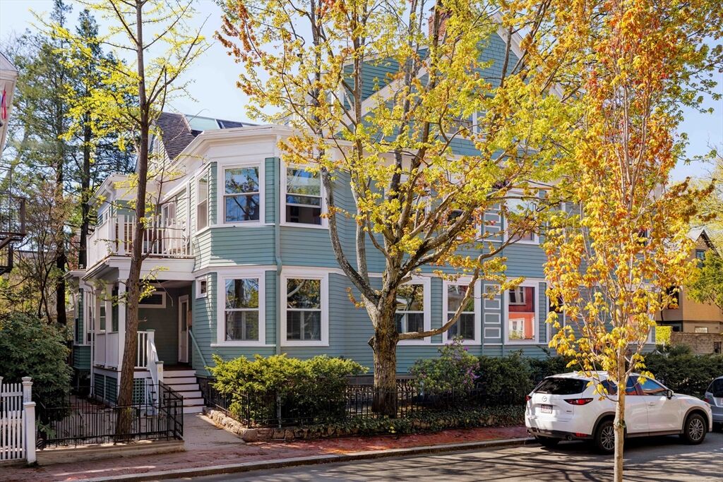 Property Photo:  6 Shepard Street 4  MA 02138 