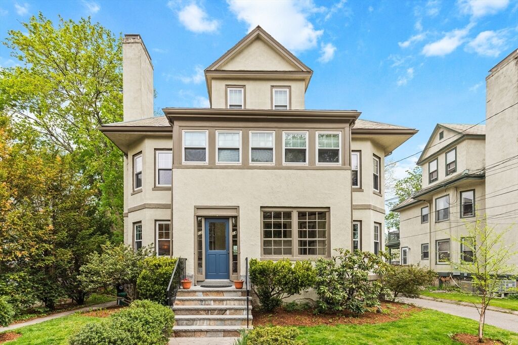 Property Photo:  12 Spruce St 12  MA 02472 