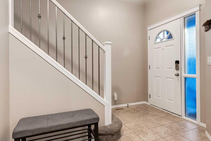 Property Photo:  436 Cranberry Circle SE  AB T3M 0L8 
