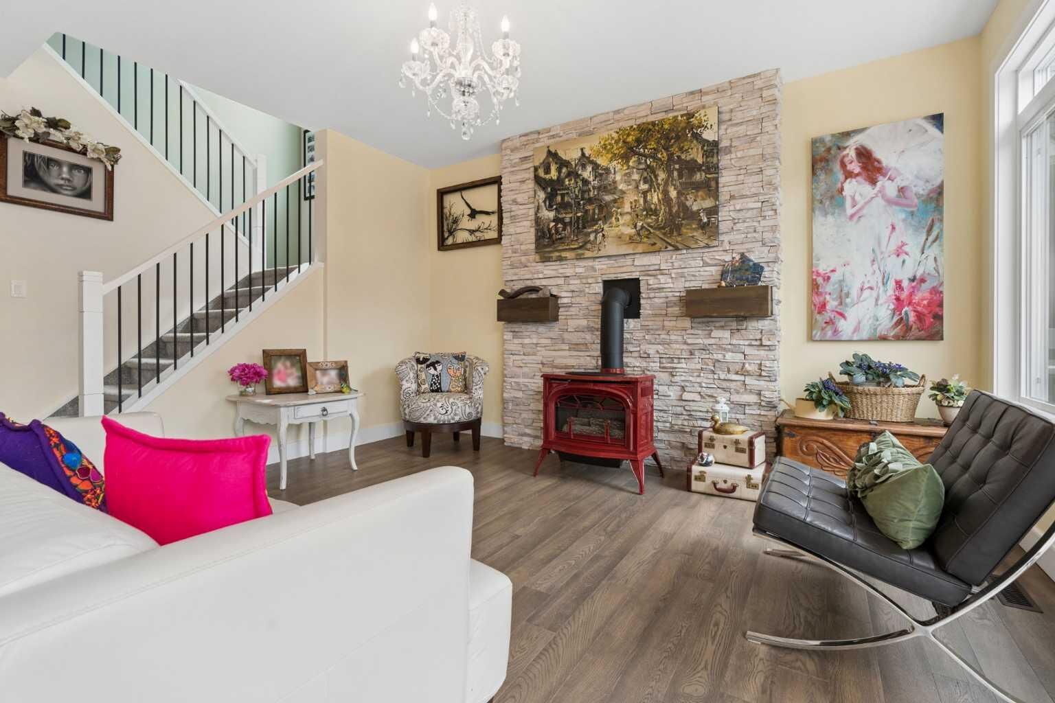 Property Photo:  187 Coopersfield Way SW  AB T4B 4K6 