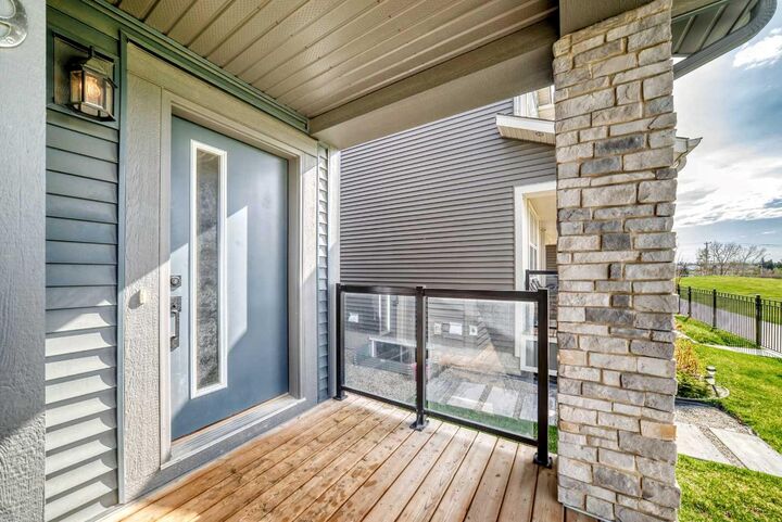 Property Photo:  29 Midgrove Lane SW  AB T4B 5H2 