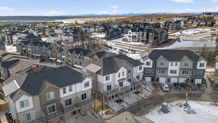 Property Photo:  2231 81st Street SW 140  AB T3H 3V8 