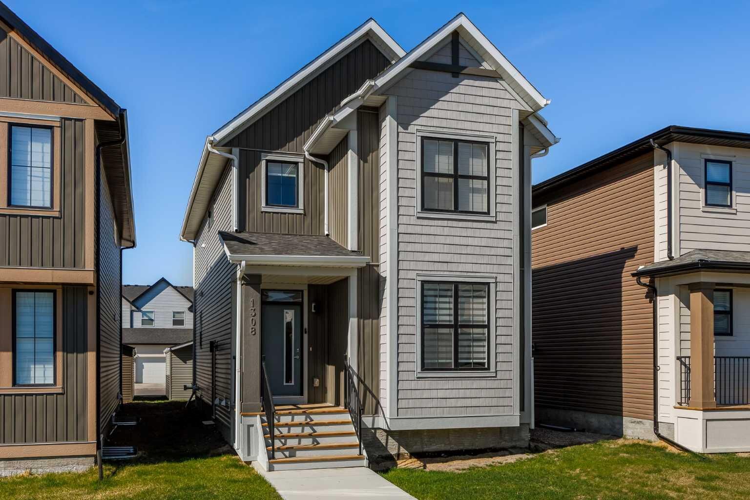 Property Photo:  1308 South Point Parade SW  AB T4B 5P3 