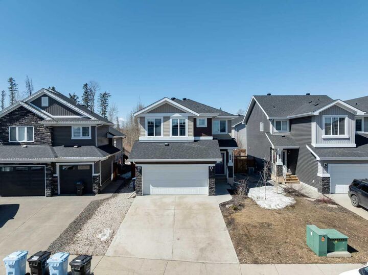 Property Photo:  444 Dixon Road  AB T9K 2Y6 