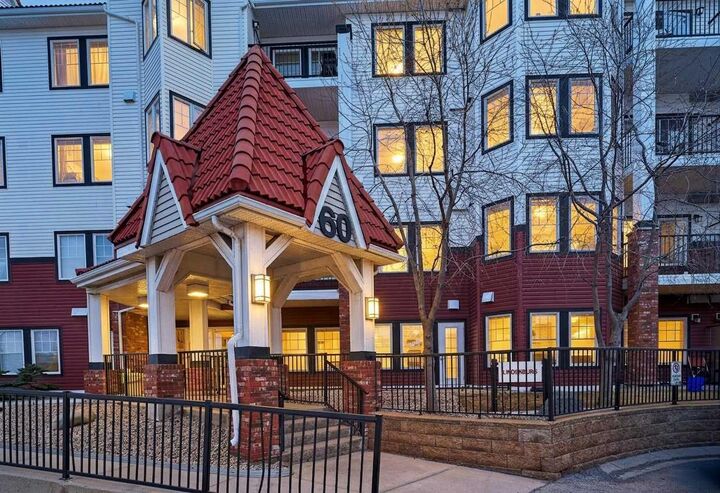Property Photo:  60 Royal Oak Plaza NW 104  AB T3G 0A7 