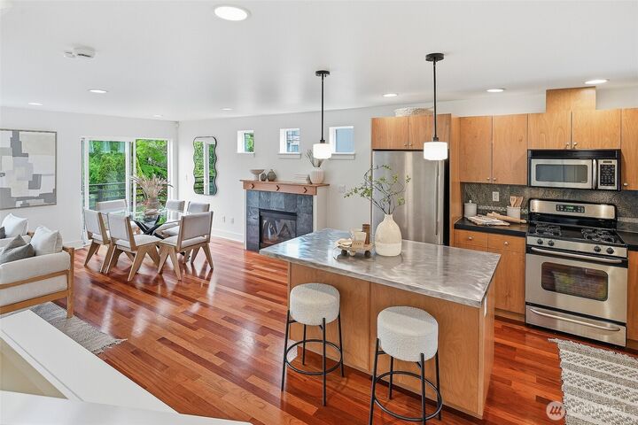 Property Photo: 1421 NW 62nd Street A WA 98107