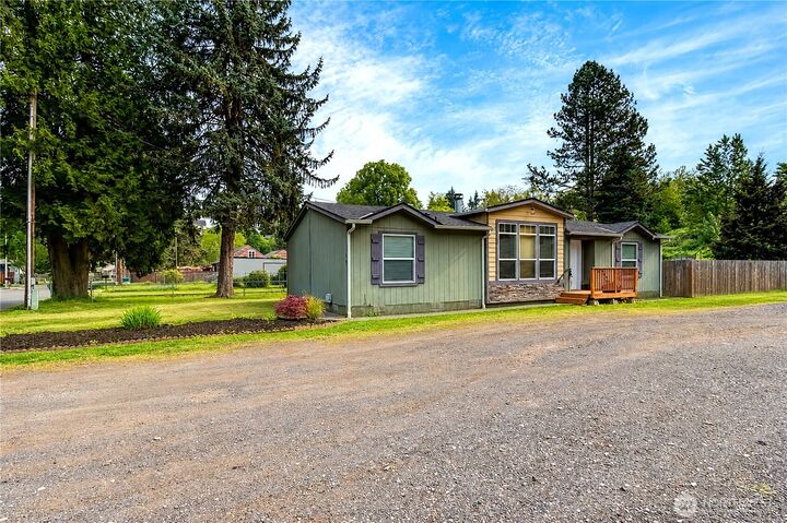 Property Photo:  4409 NE 12th Avenue  WA 98663 