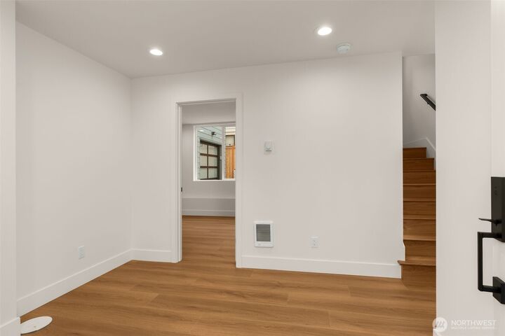 Property Photo:  7403  Dayton Avenue N  WA 98103 