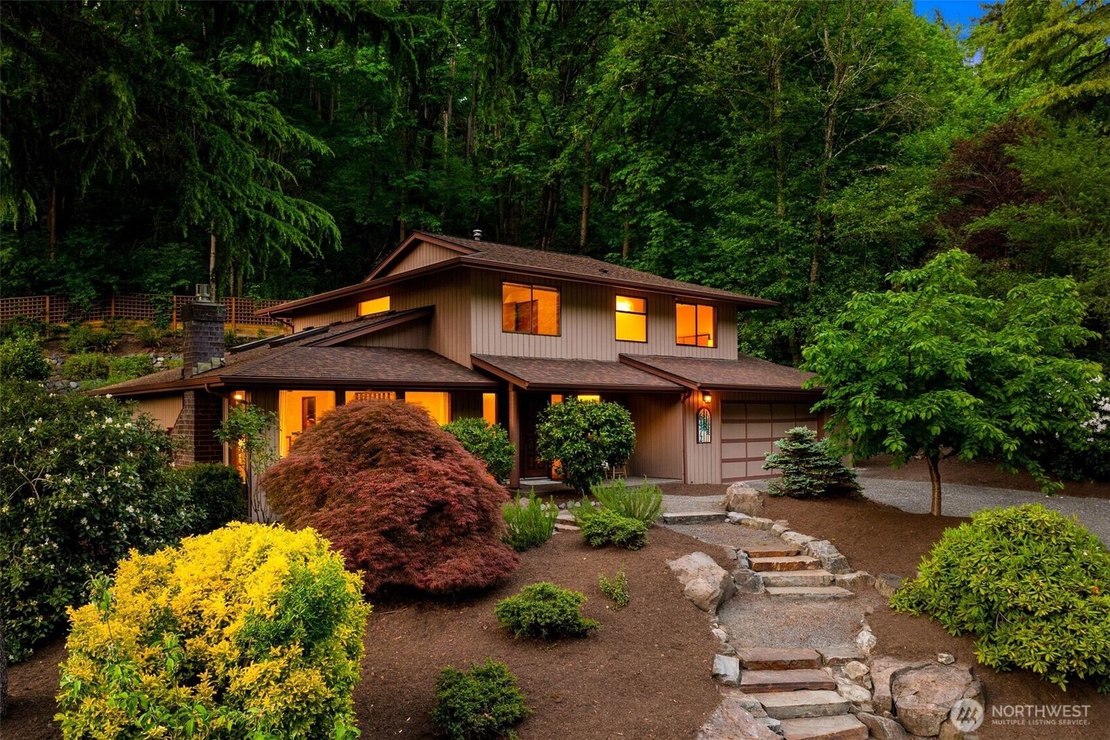 Property Photo:  6472 NE 135th Place  WA 98034 