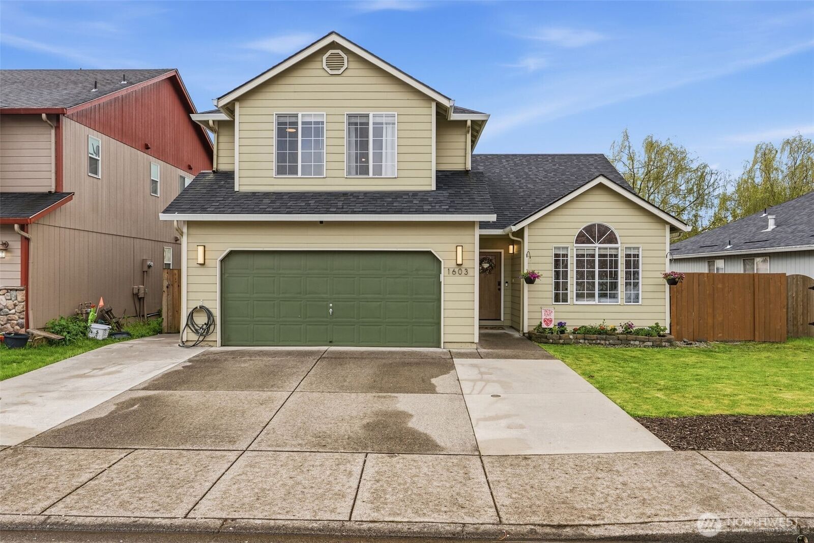 Property Photo:  1603 NW 13th Street  WA 98604 