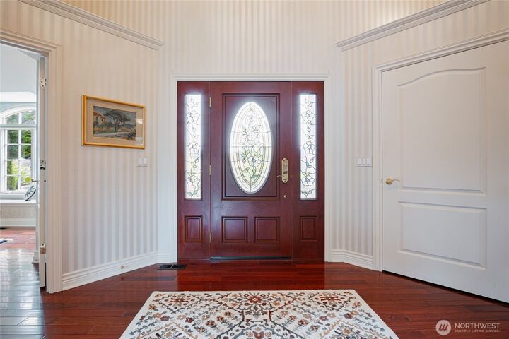 Property Photo: 6125 Troon Lane SE WA 98501