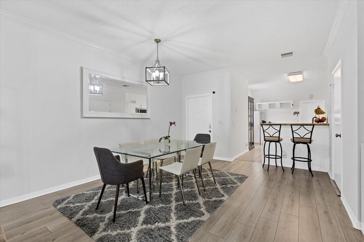 Property Photo:  2264 Salerno Circle  FL 33327 
