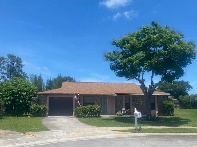 Property Photo:  1100 Cameo Circle  FL 33417 