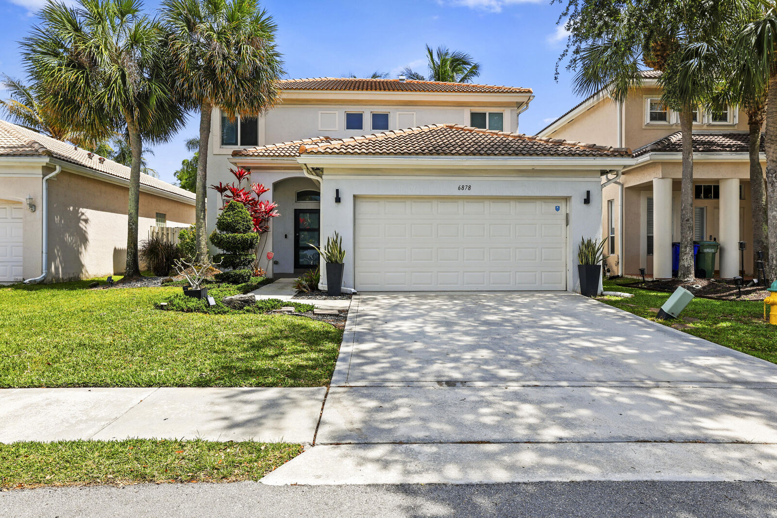 Property Photo:  6878 NW 33rd Street  FL 33063 