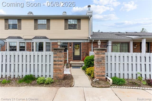 Property Photo:  1921 Vine Way Drive 41  MI 48188 