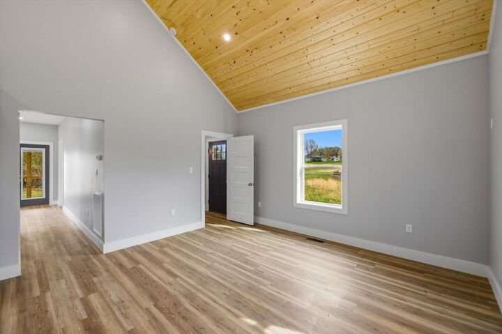 Property Photo:  310 Manilla Road  TN 37329 