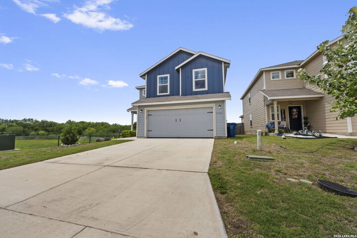 Property Photo:  5903 Bluestem Way  TX 78218 