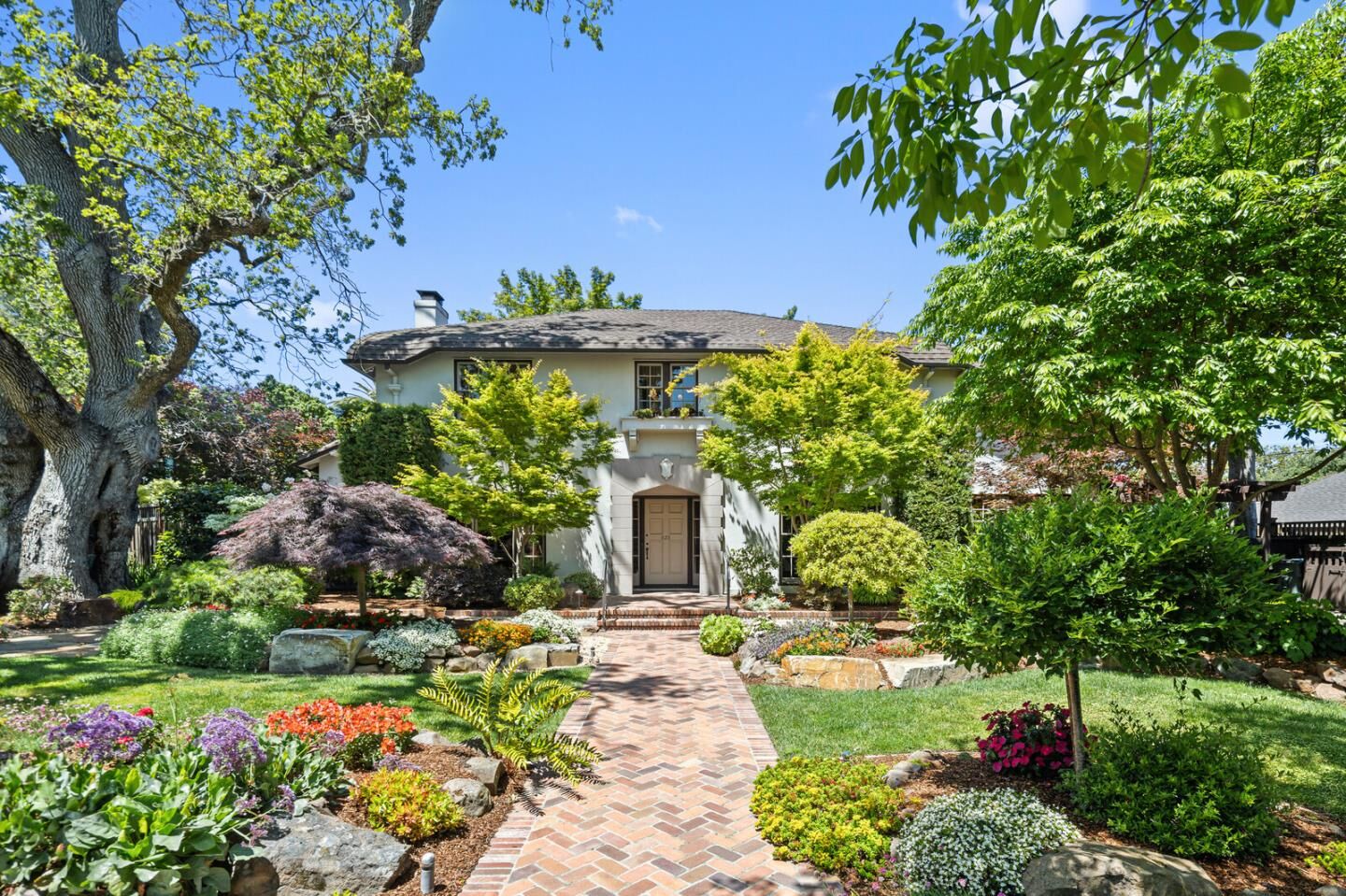 Property Photo:  828 Blandford Boulevard  CA 94062 