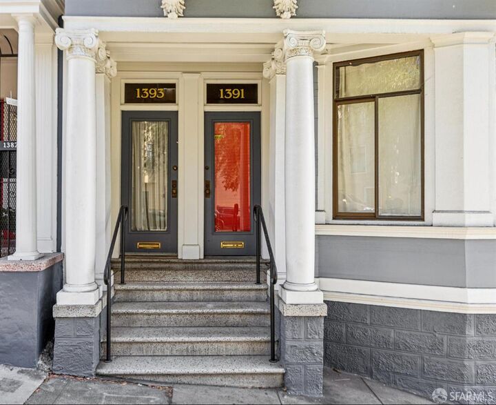 Property Photo:  1391-1393 Vallejo Street  CA 94109 