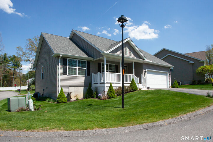 Property Photo:  3 Hannah Way  CT 06791 