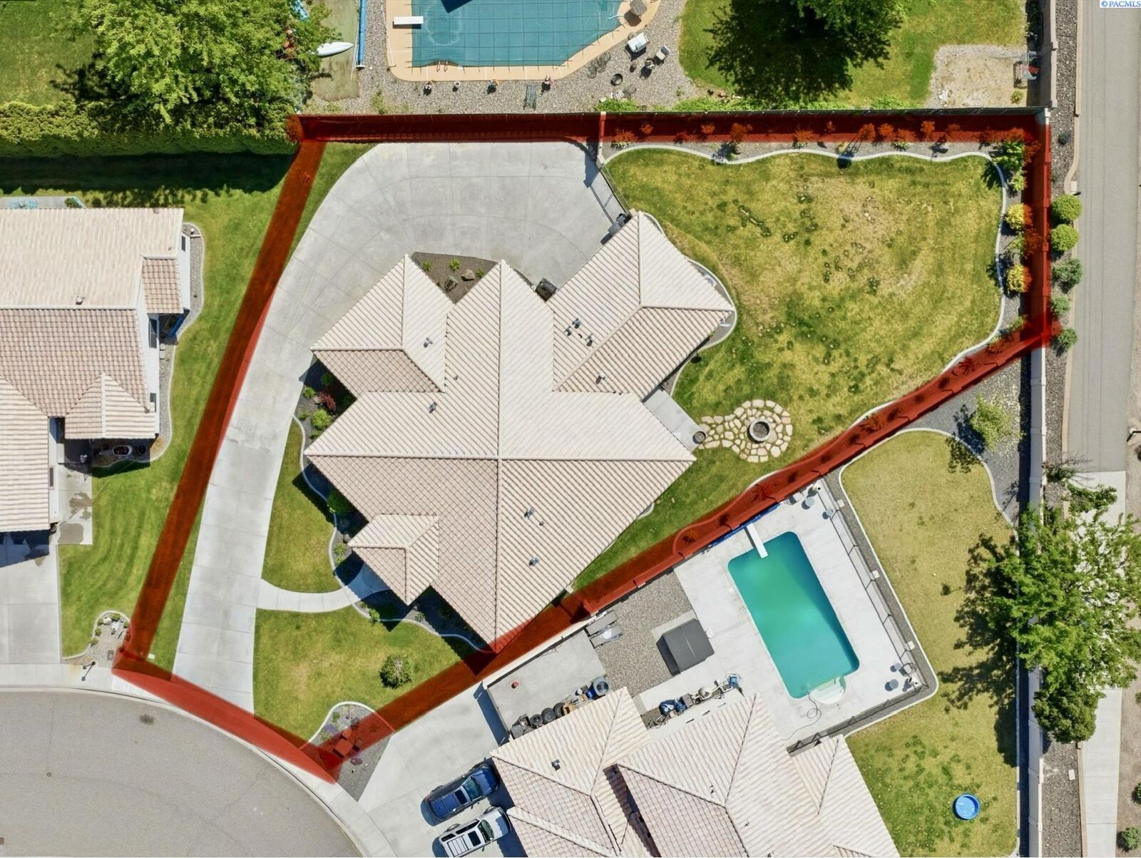 Property Photo: 9021 W Rio Grande Ave WA 99336