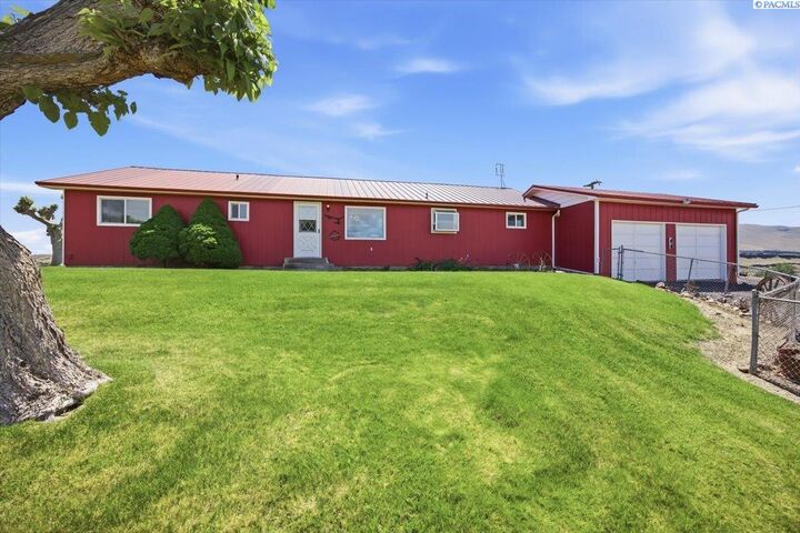 Property Photo:  35807 W Old Inland Empire Hwy  WA 99320 