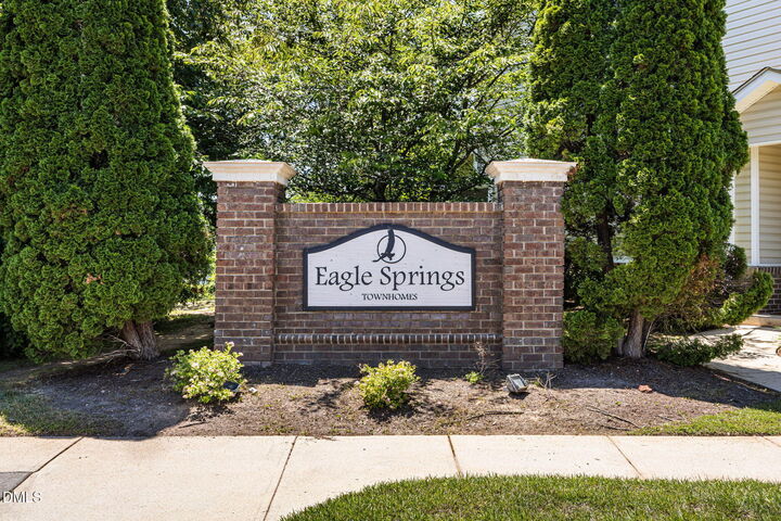 Property Photo: 379 E Willhaven Drive NC 27526