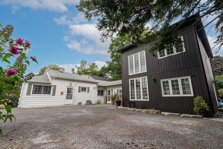 Property Photo:  89 Liberty Street S  ON L1C 2N9 