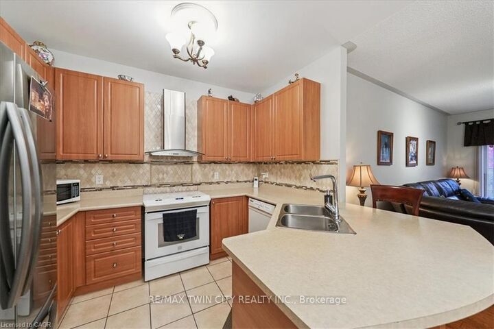 Property Photo: 52 Mistycreek Crescent ON L7A 3E8