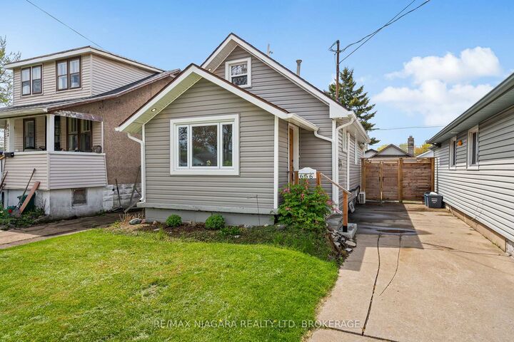 656 Steele Street — photo 1