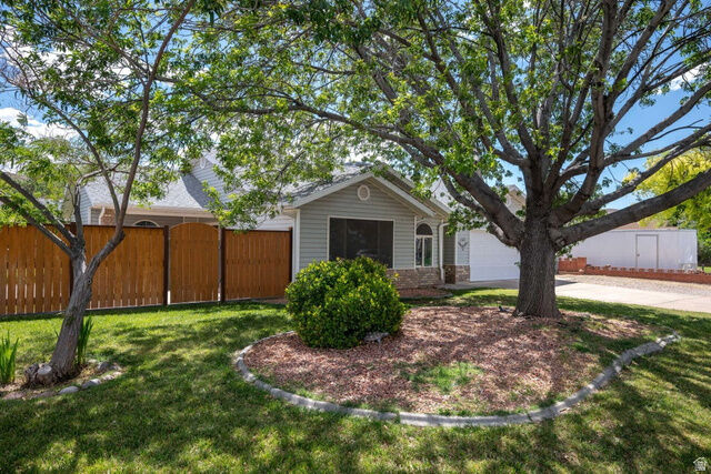 Property Photo:  160 N 380 W  UT 84745 