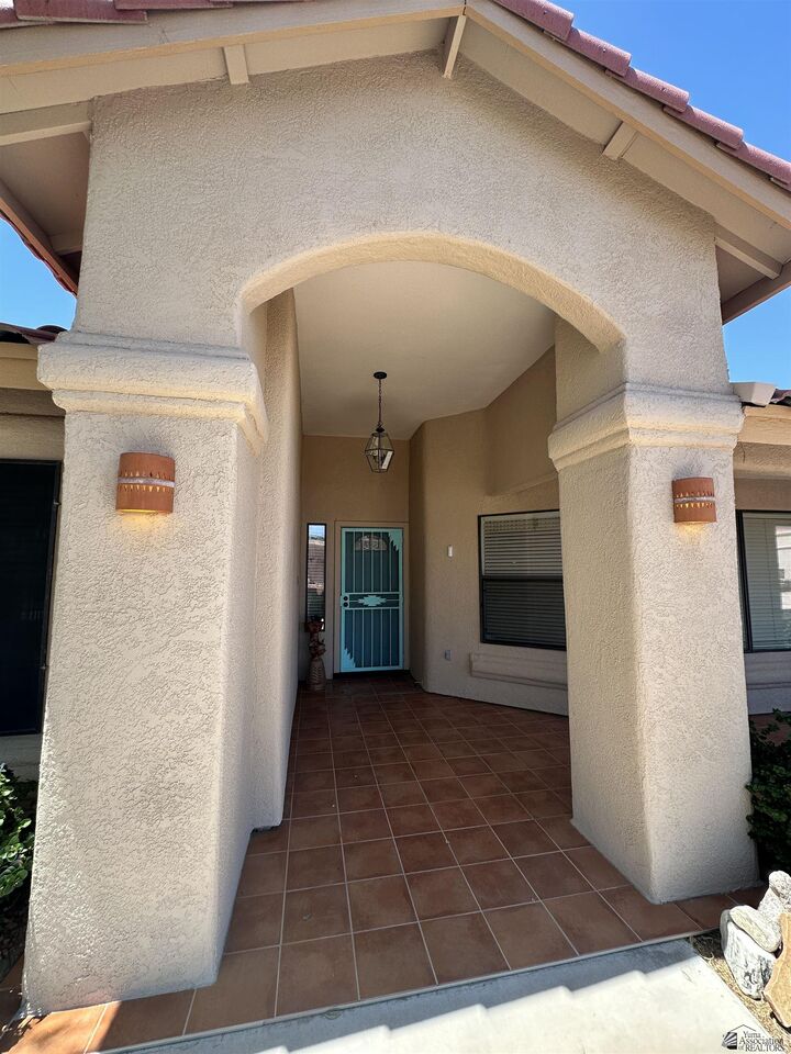 Property Photo: 14186 E 51 Pl AZ 85367
