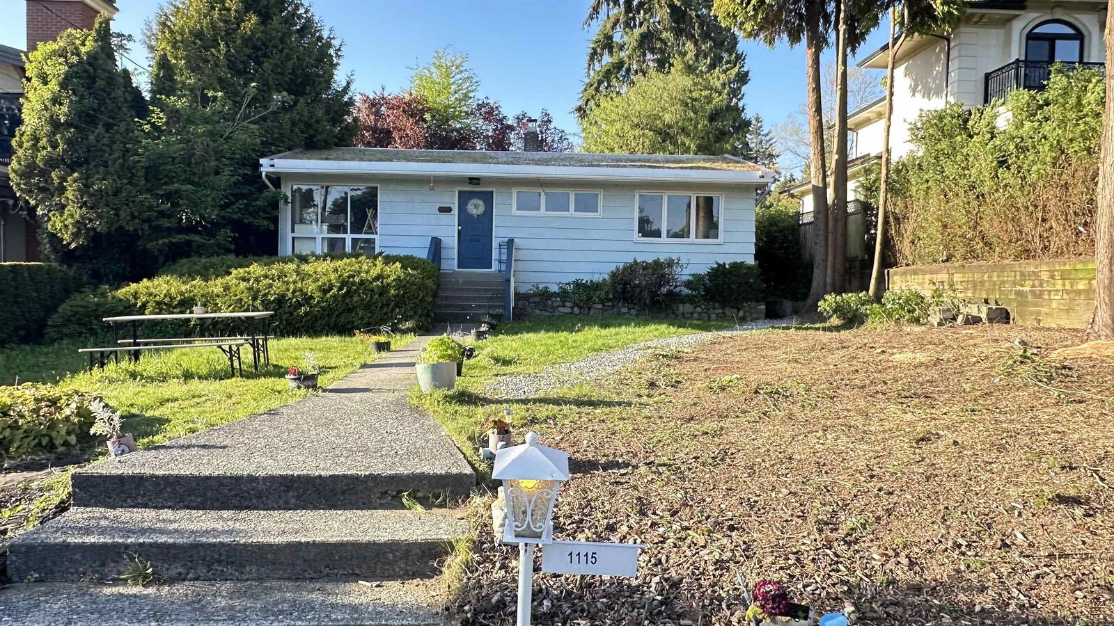 Property Photo:  1115 Haywood Avenue  BC V7T 1T8 
