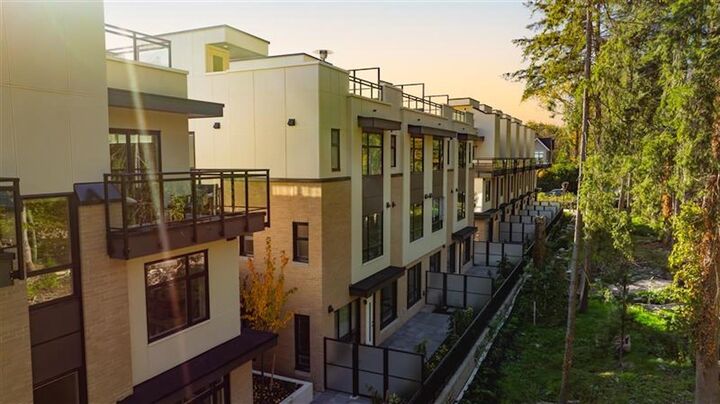 Property Photo: 2050 Glenaire Drive 123 BC V7P 1Y3