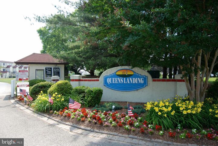 Property Photo:  45 Queen Neva Court G  MD 21619 
