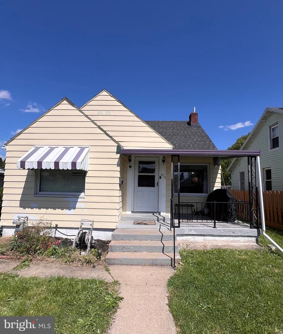 Property Photo: 615 S 26th Street PA 17111