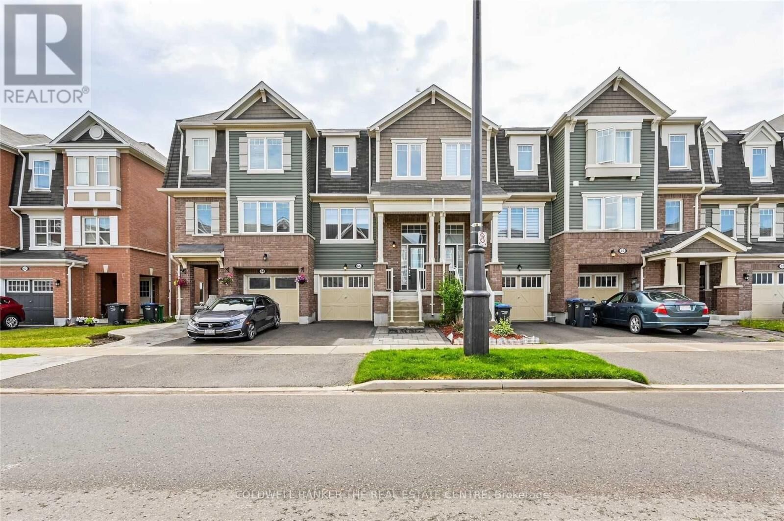 Property Photo:  66 Bannister Crescent  ON L7A 4H3 