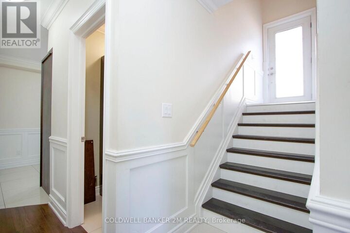 Property Photo:  230 Annis Street 2  ON L1H 3P4 