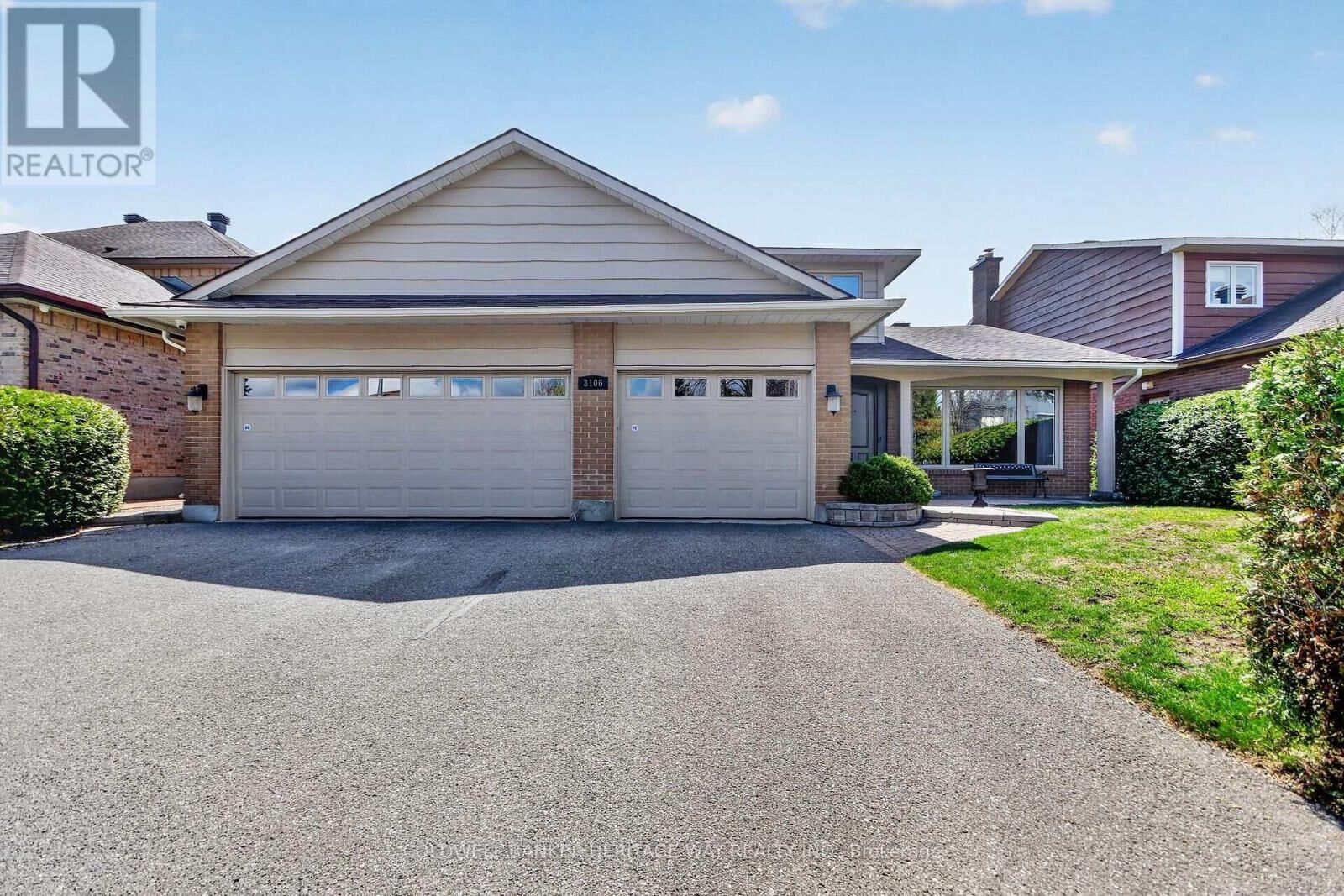 Property Photo:  3106 Uplands Drive  ON K1V 9Z6 