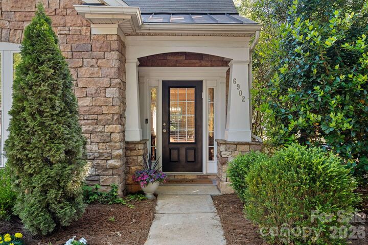 Property Photo:  6902 Saranac Lane  NC 28105 