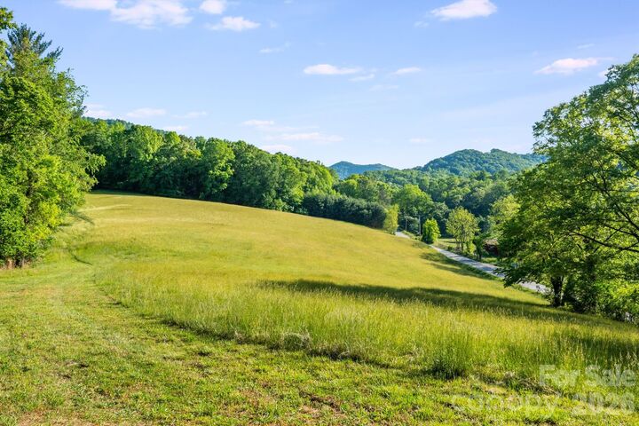 Property Photo:  435 Upper Glady Fork Road  NC 28714 
