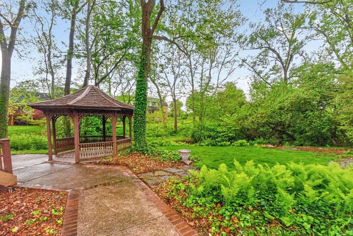 Property Photo:  3808 Beecham Court  OH 43220 