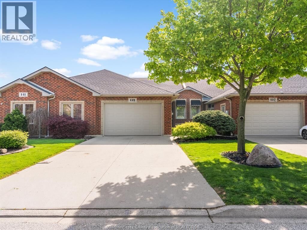 Property Photo:  139 Woodycrest Avenue  ON N9Y 4G3 