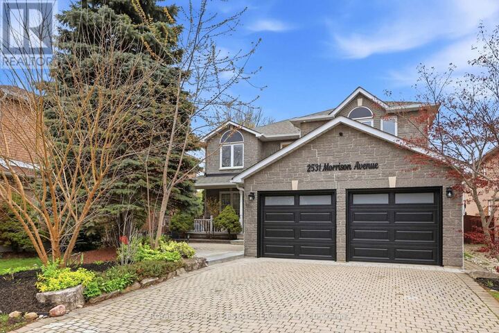 Property Photo:  2531 Morrison Avenue  ON L5C 3J6 